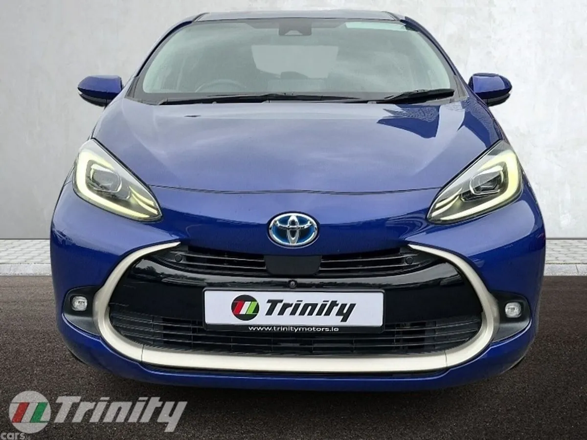 Toyota Aqua Hatchback, Petrol Hybrid, 2022, Blue