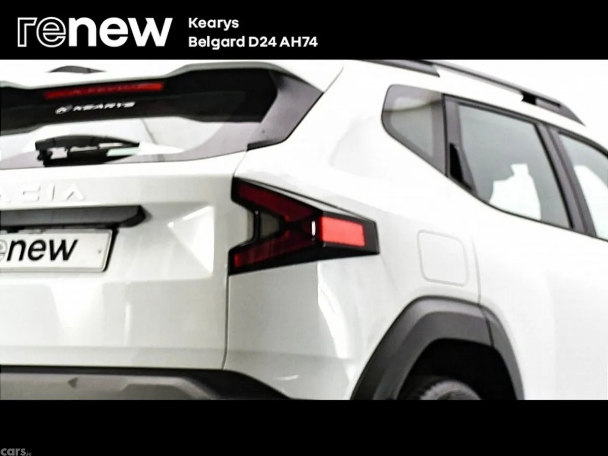 Dacia Duster SUV, Petrol Hybrid, 2025, White