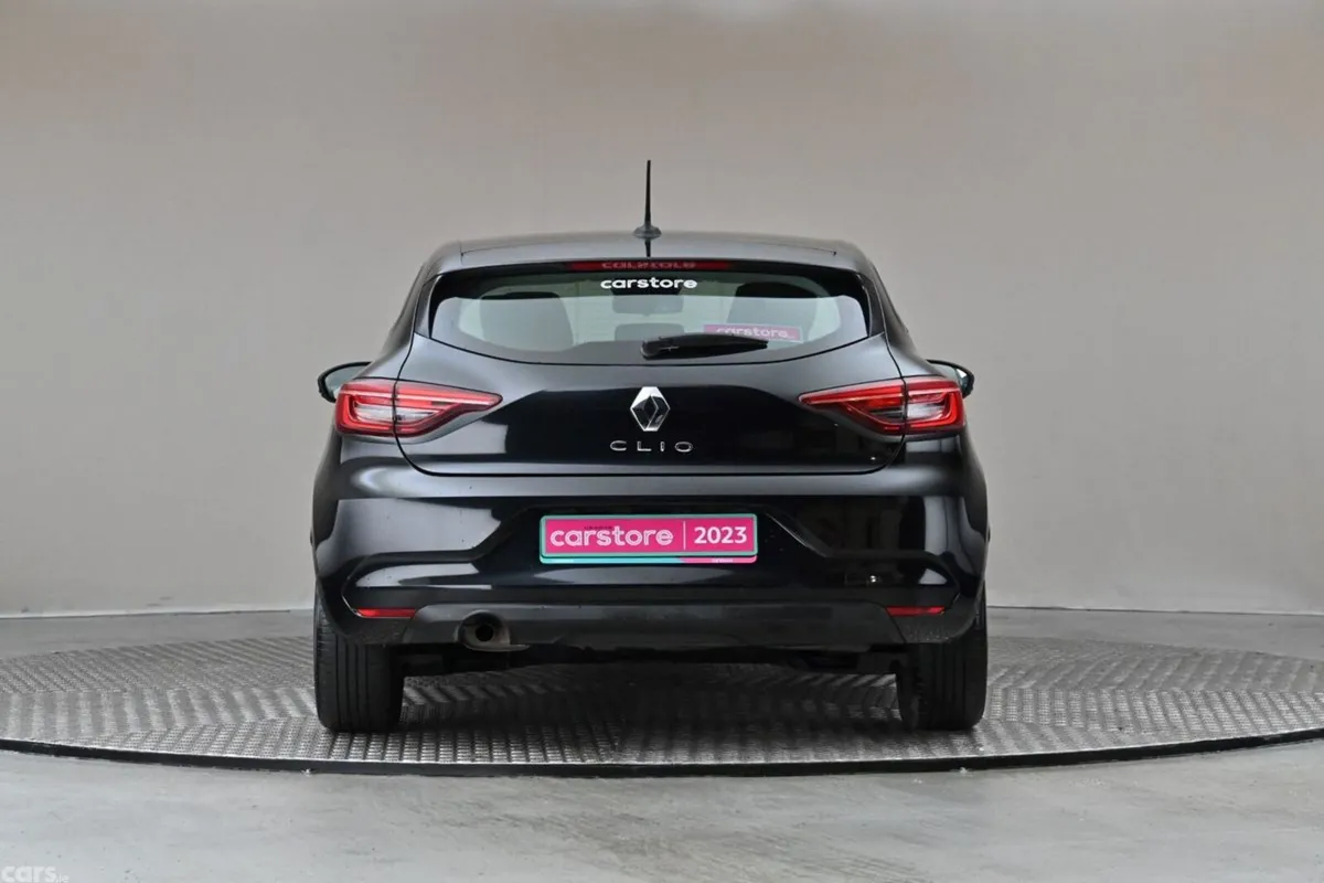 Renault Clio Hatchback, Petrol, 2023, Black