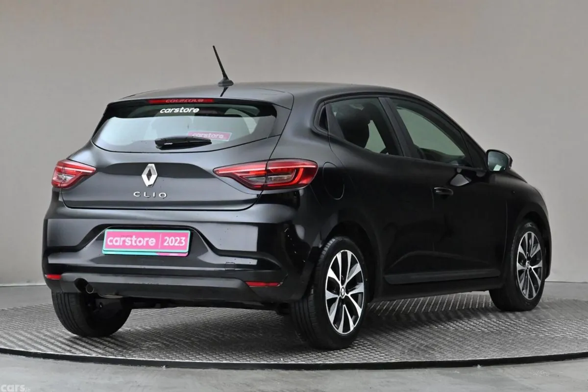 Renault Clio Hatchback, Petrol, 2023, Black
