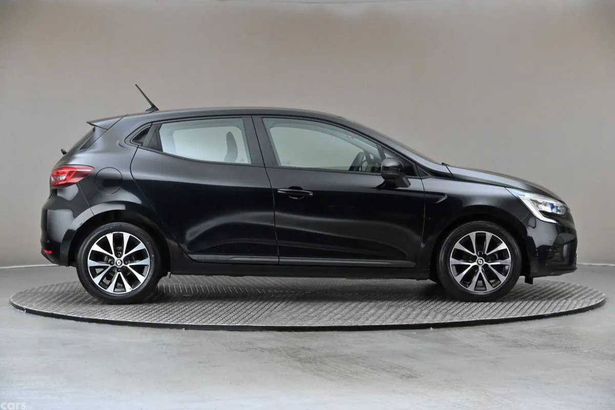 Renault Clio Hatchback, Petrol, 2023, Black