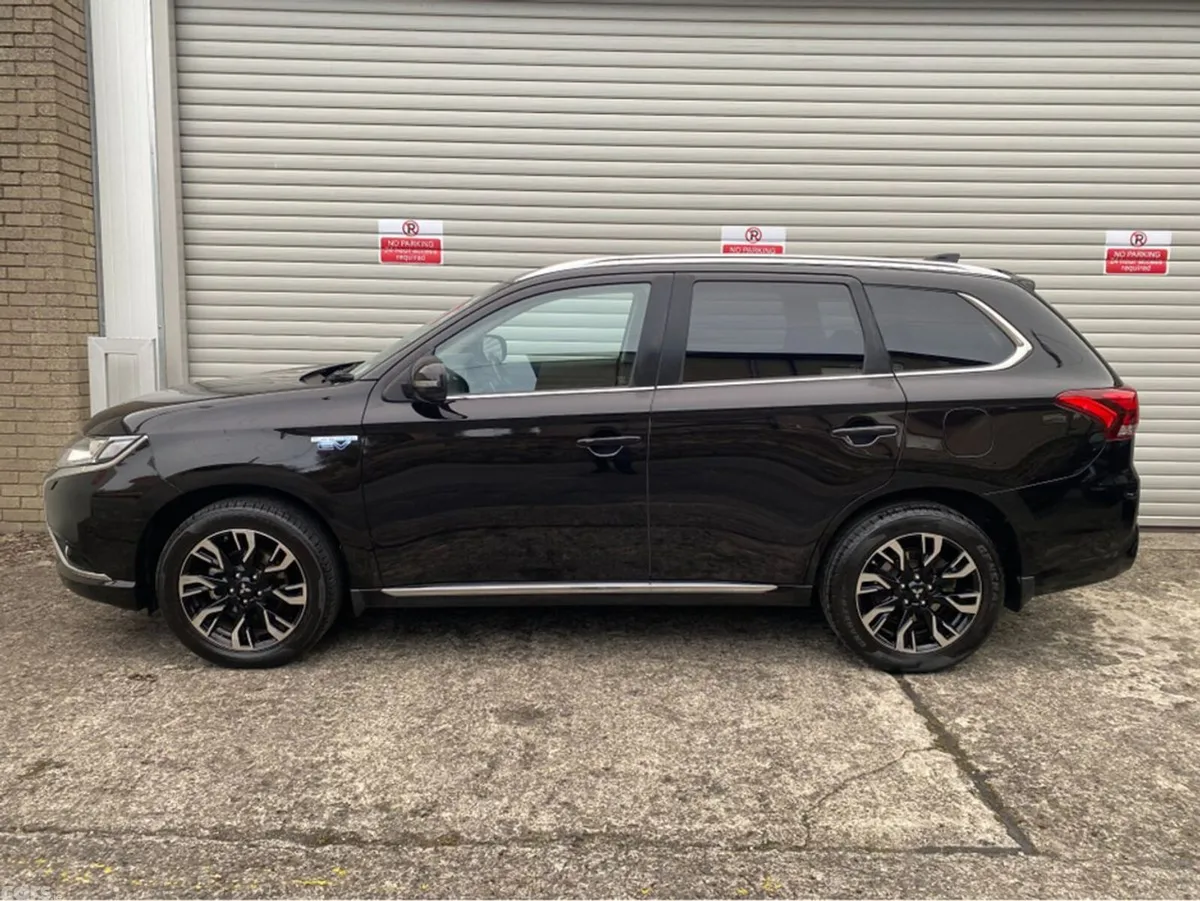Mitsubishi Outlander 2.0 GX3H+ PHEV with 97,000mil, Ranelagh