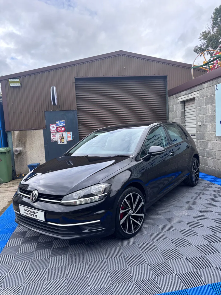 Volkswagen Golf Hatchback, Diesel, 2018, Black