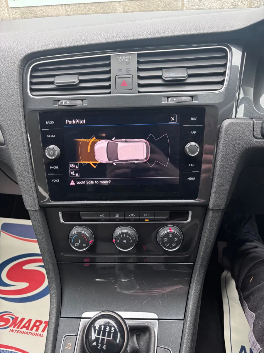 Volkswagen Golf Hatchback, Diesel, 2018, Black