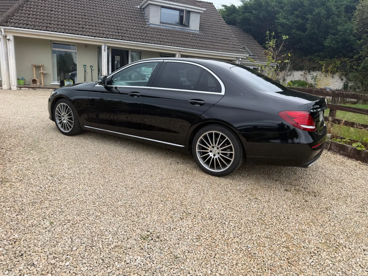Mercedes-Benz E-Class Saloon, Diesel, 2018, Black