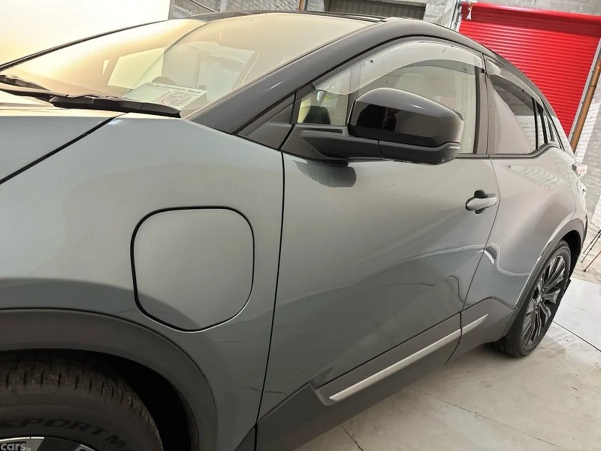 Toyota C-HR Estate, Electric, 2026, Green