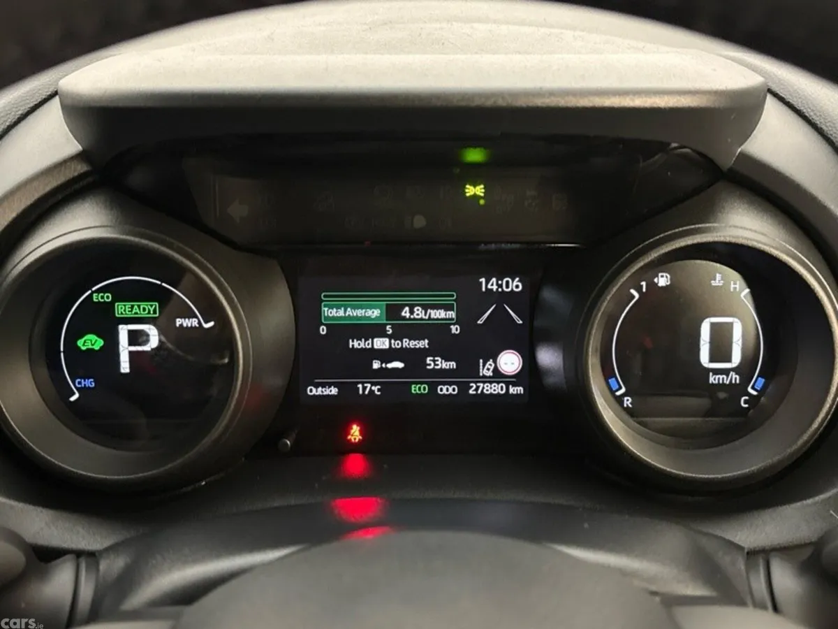 Toyota Yaris Cross Hatchback, Petrol Hybrid, 2023, Black