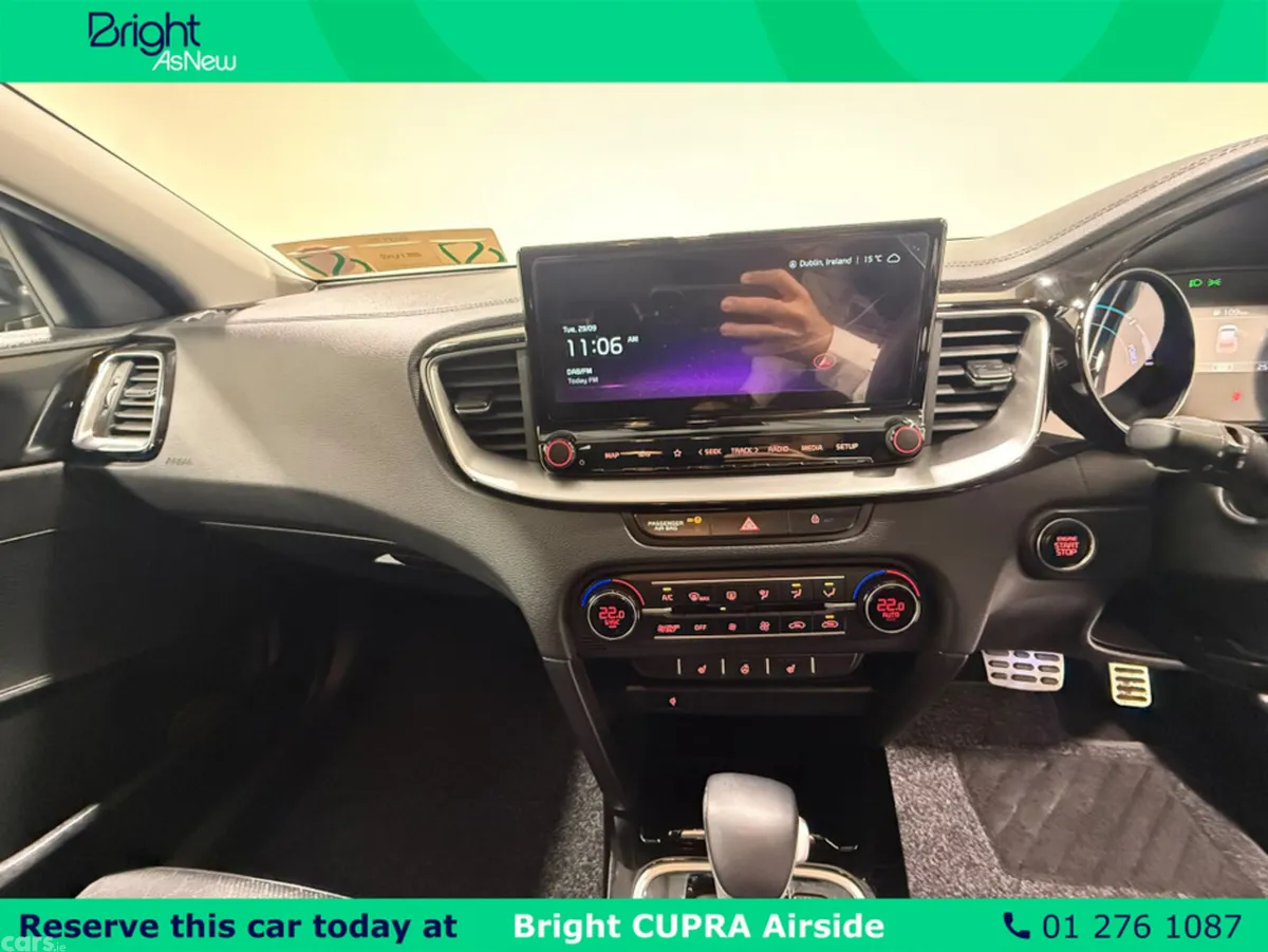 Kia XCeed Hatchback, Petrol Plug-in Hybrid, 2023, Grey