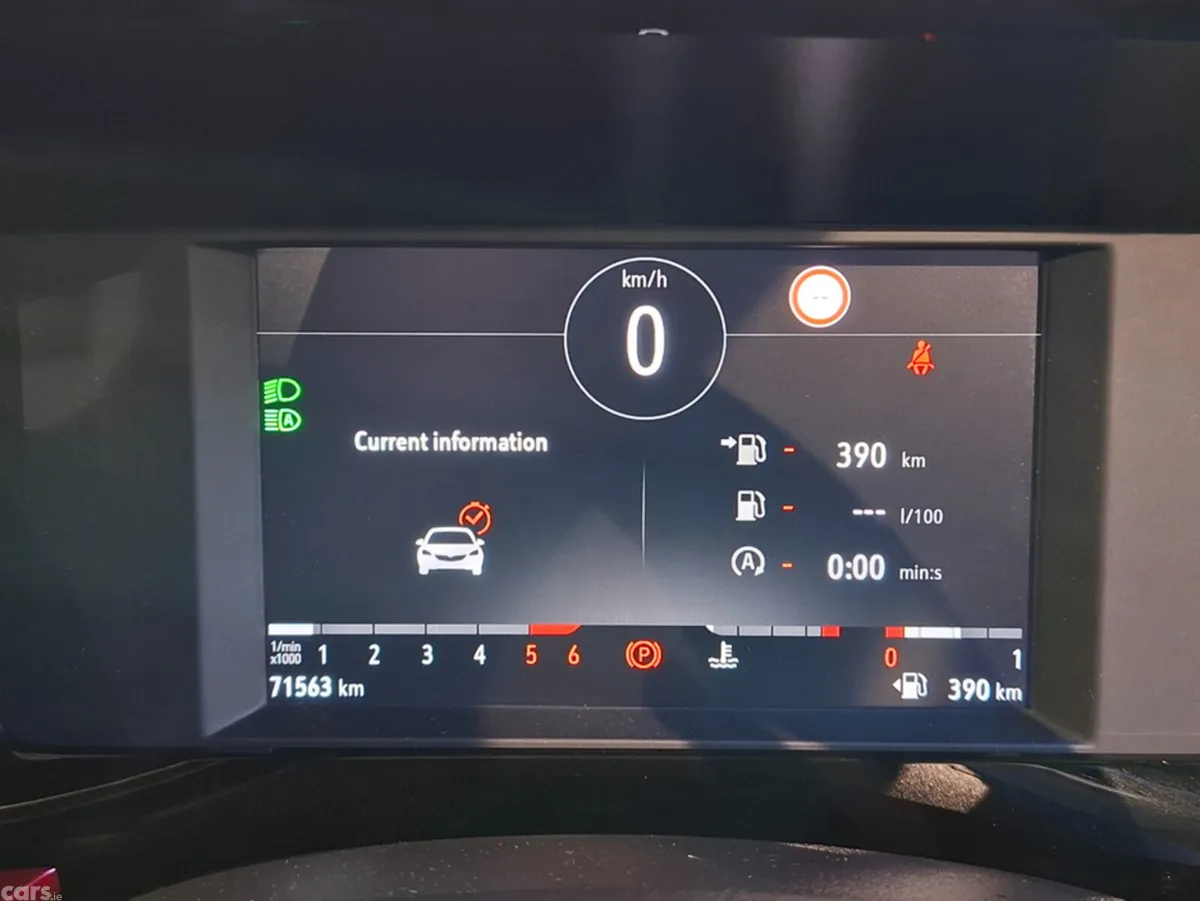 Opel Mokka MPV, Diesel, 2022, Red
