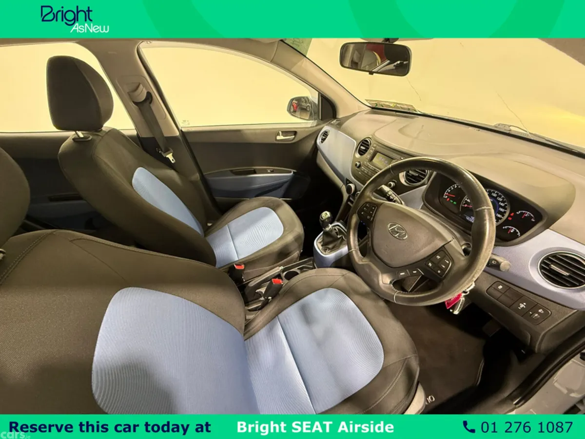 Hyundai i10 Hatchback, Petrol, 2019, Blue