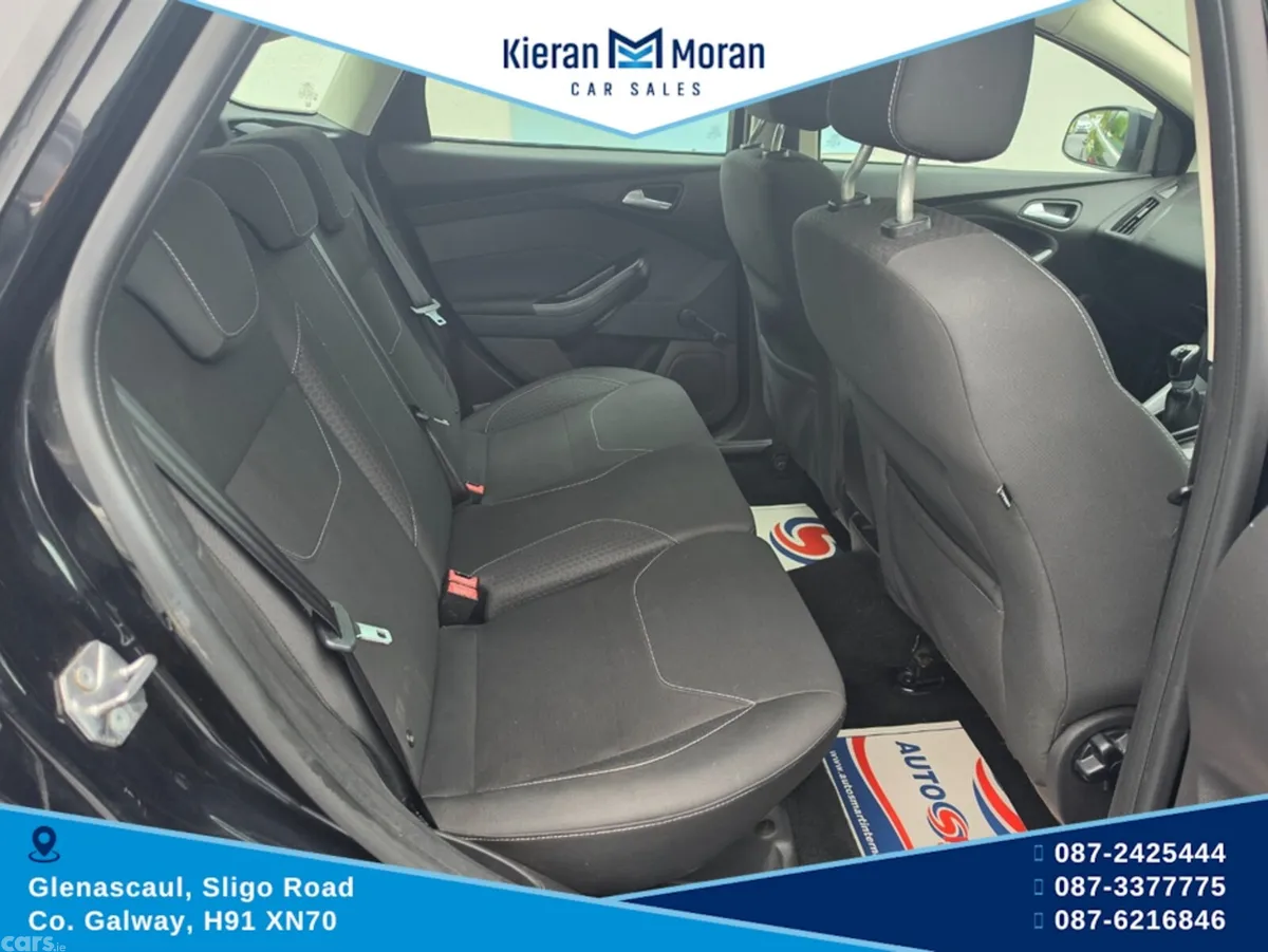Ford Focus Hatchback, Petrol, 2015, Black