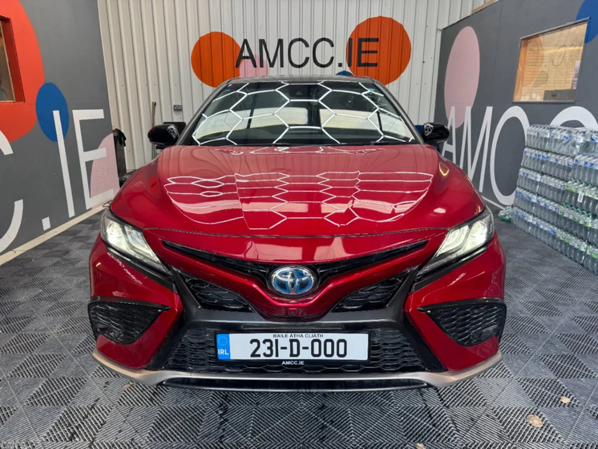 Toyota Camry Saloon, Petrol, 2023, Red
