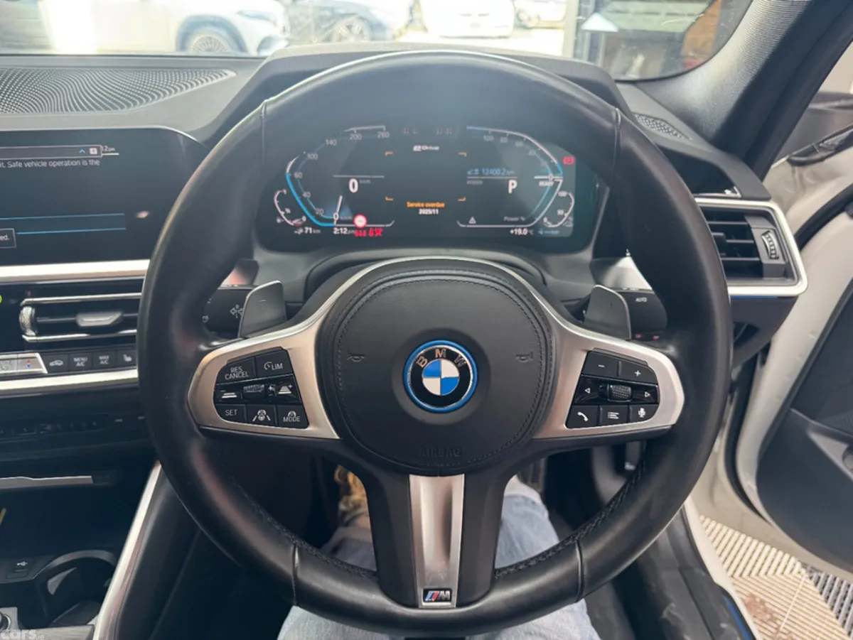 BMW 3-Series Saloon, Petrol Plug-in Hybrid, 2022, White