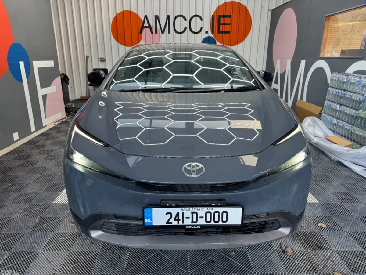 Toyota Prius Saloon, Petrol, 2024, Grey
