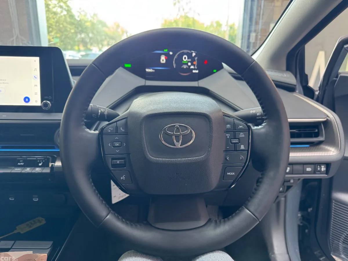 Toyota Prius Saloon, Petrol, 2024, Grey