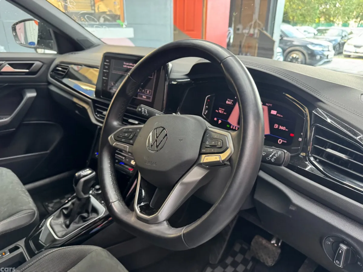 Volkswagen T-Roc SUV, Diesel, 2024, White