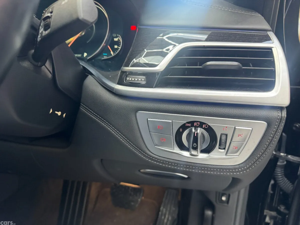 BMW 7-Series Saloon, Petrol, 2017, Black