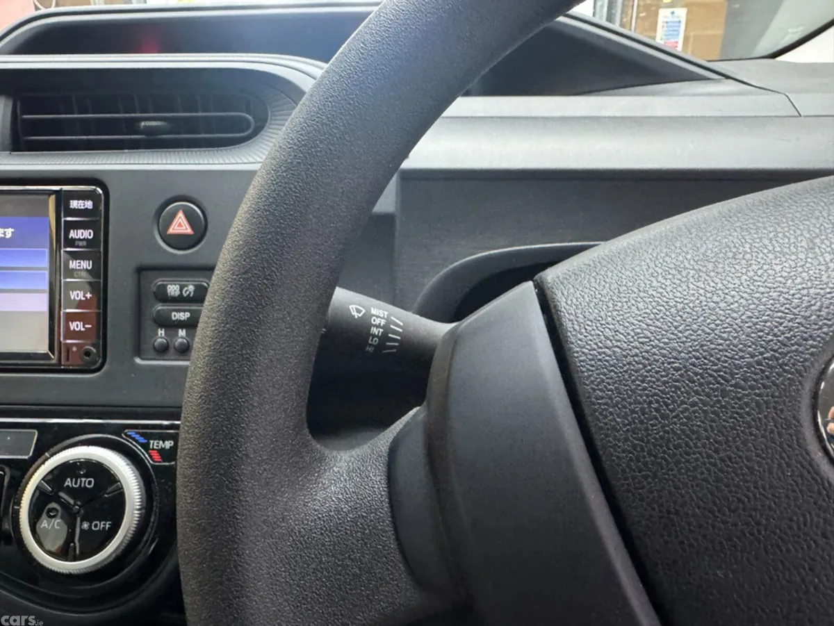 Toyota Aqua Hatchback, Petrol Hybrid, 2021, White