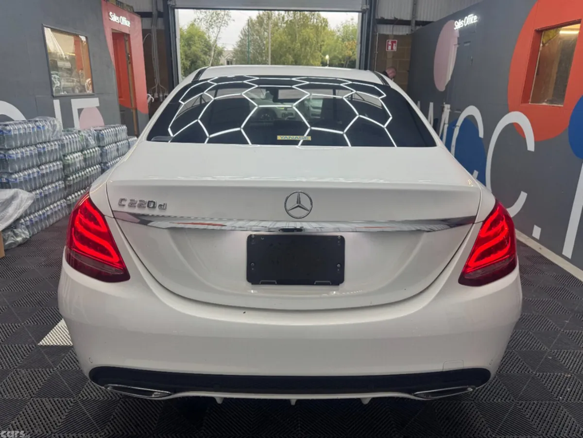 Mercedes-Benz C-Class Saloon, Diesel, 2018, White