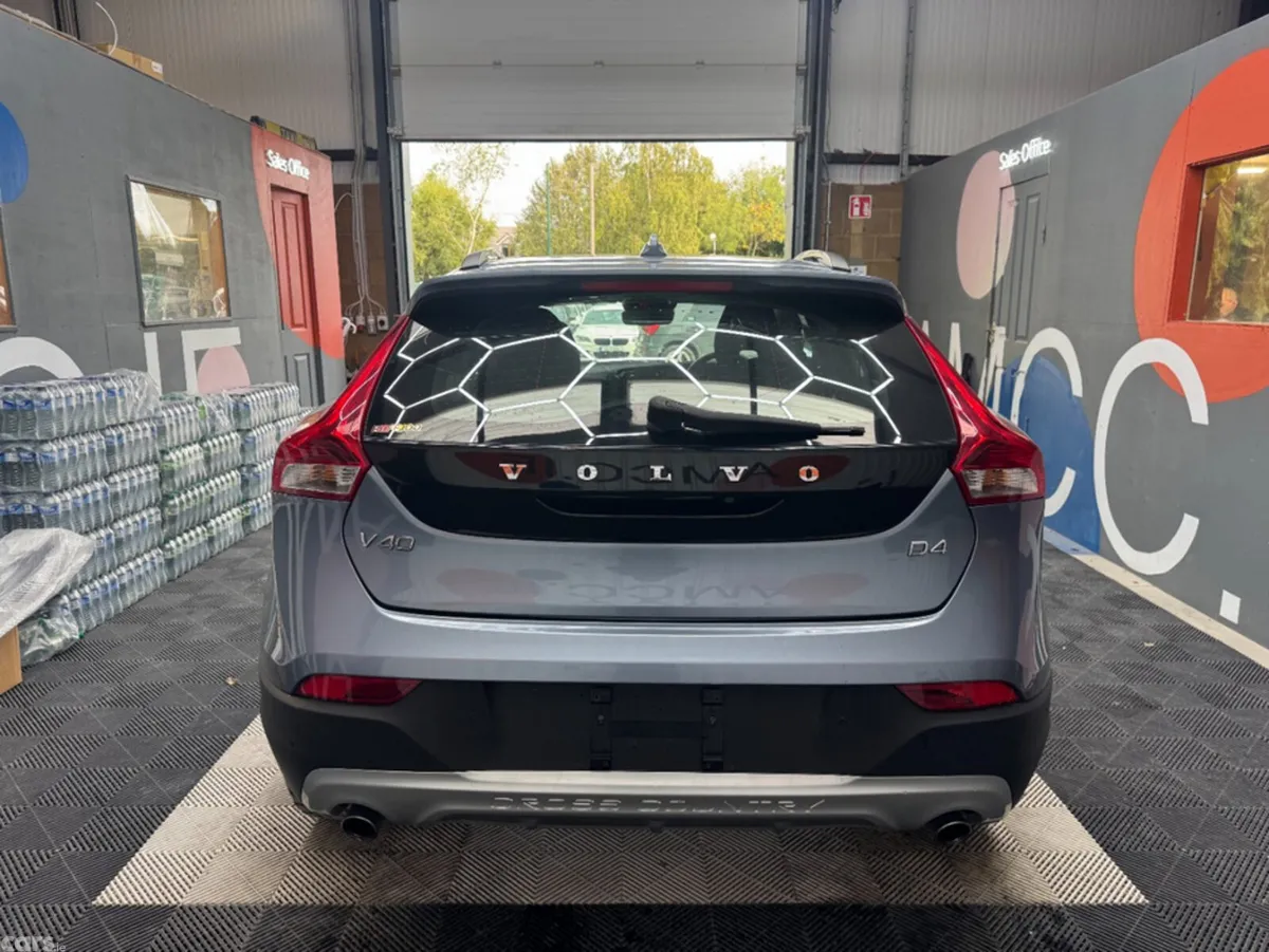 Volvo V40 Estate, Diesel, 2016, Blue