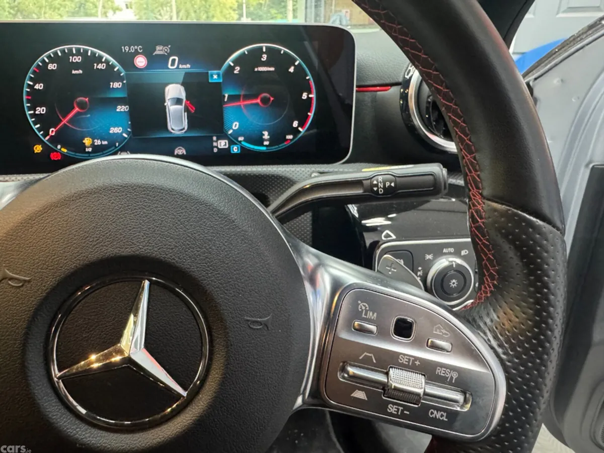 Mercedes-Benz A-Class Hatchback, Diesel, 2019, Silver
