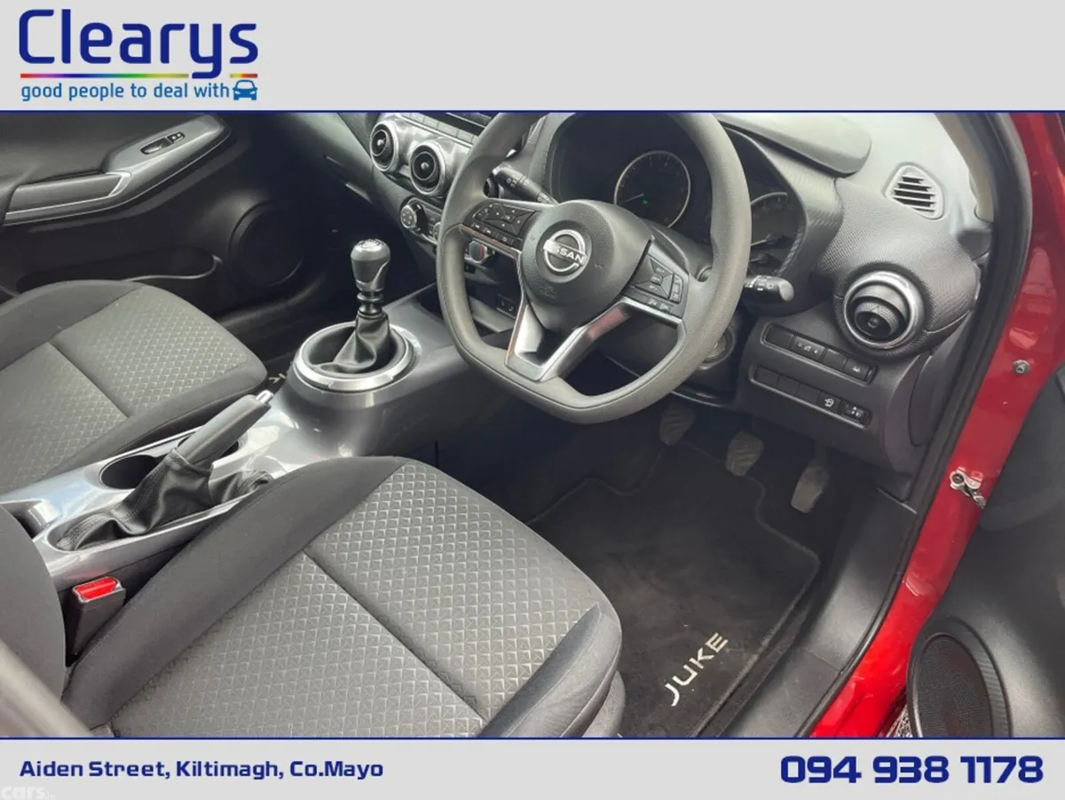 Nissan Juke MPV, Petrol, 2023, Red