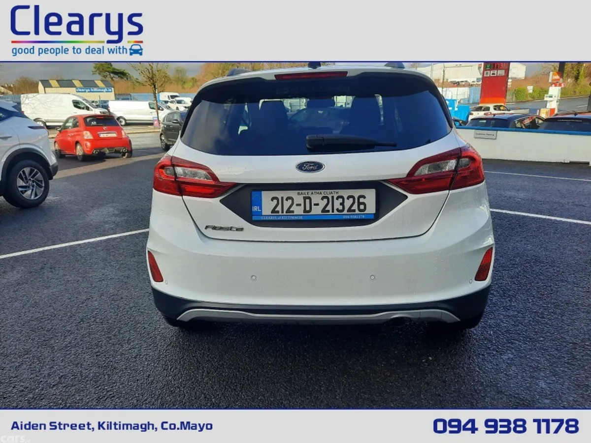 Ford Fiesta Hatchback, Petrol, 2021, White