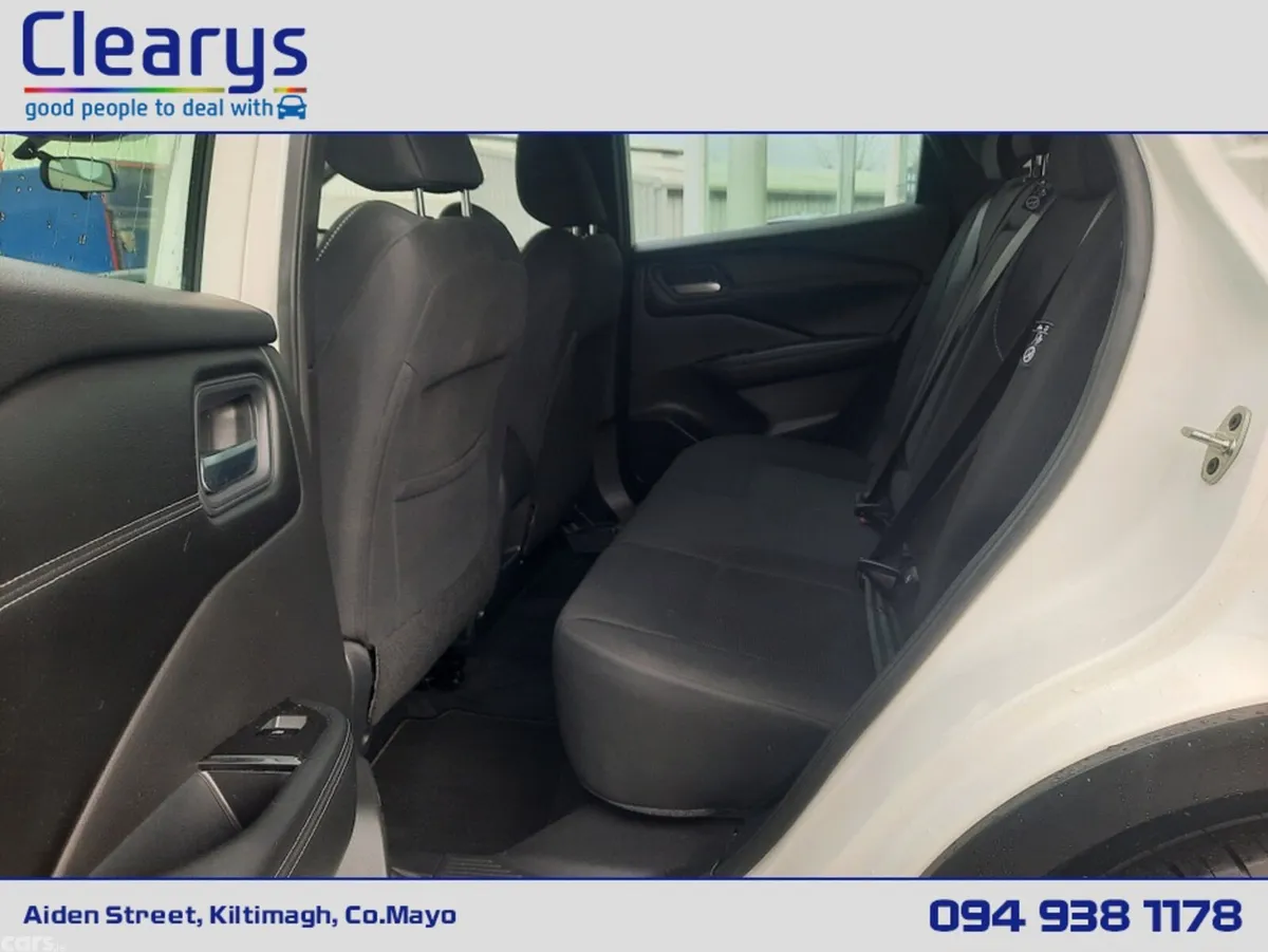 Nissan Qashqai MPV, Petrol, 2024, White