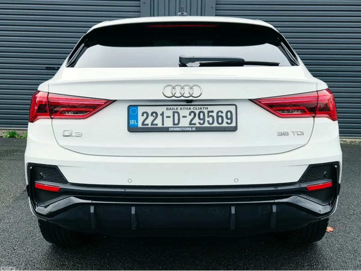 Audi Q3 Hatchback, Diesel, 2022, White