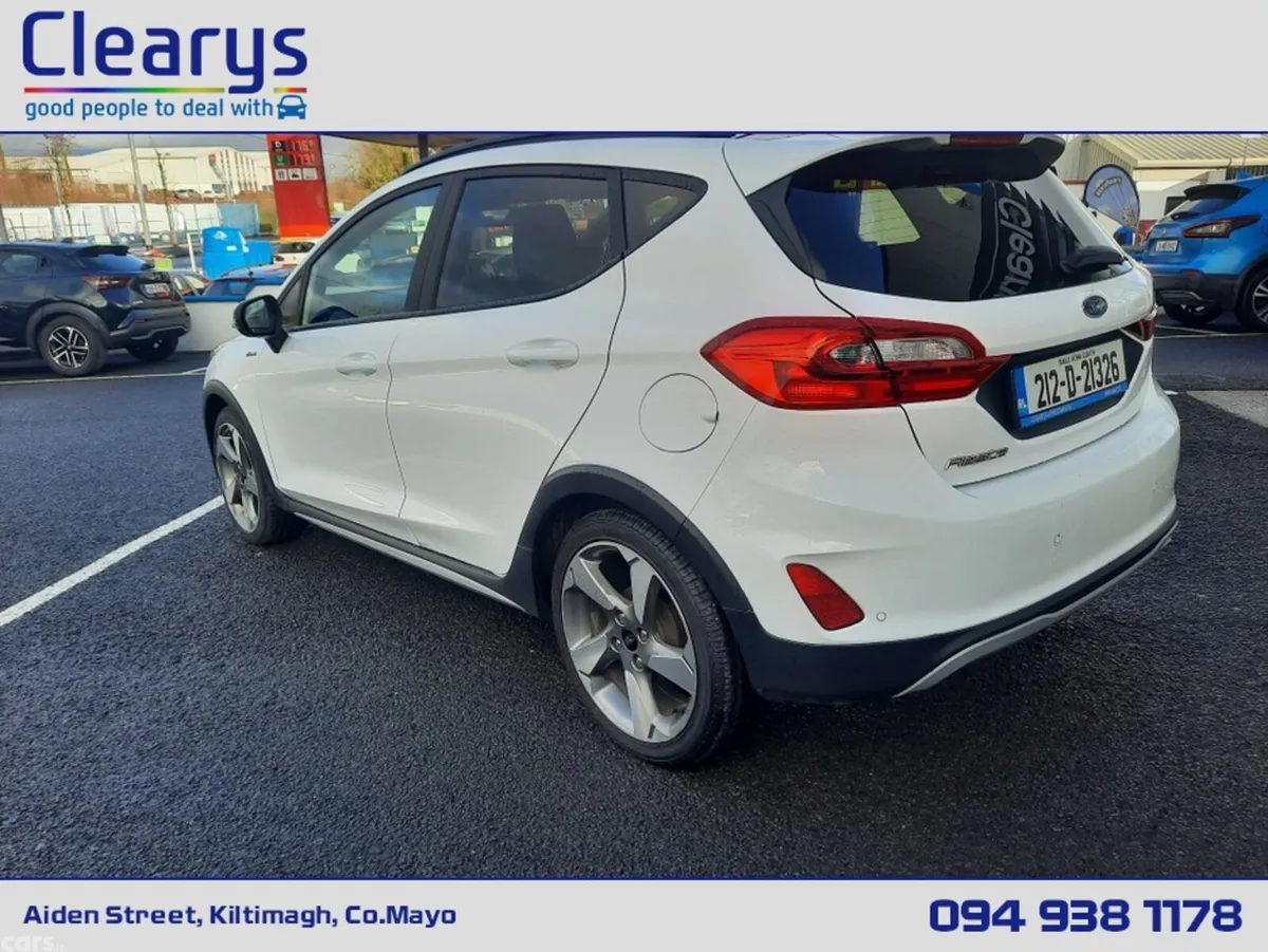 Ford Fiesta Hatchback, Petrol, 2021, White