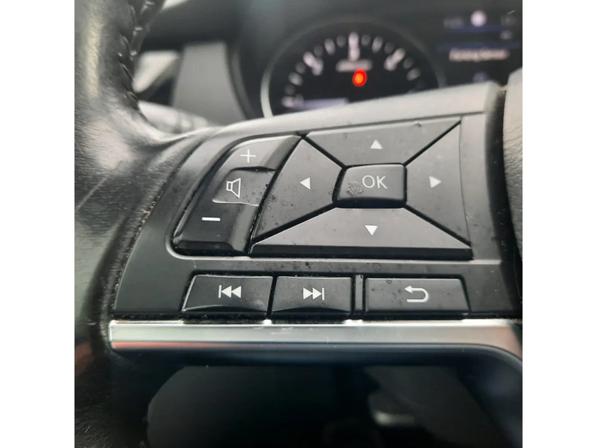Nissan Qashqai MPV, Diesel, 2020, Grey