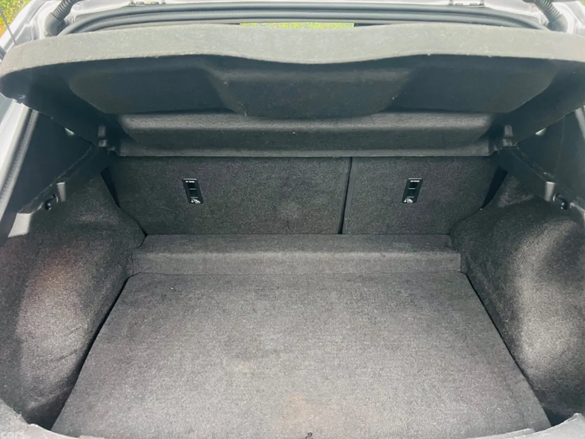 Nissan Qashqai MPV, Petrol, 2018, Grey