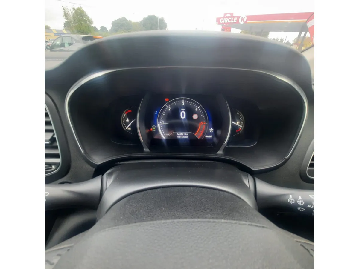Renault Megane Hatchback, Diesel, 2018, White