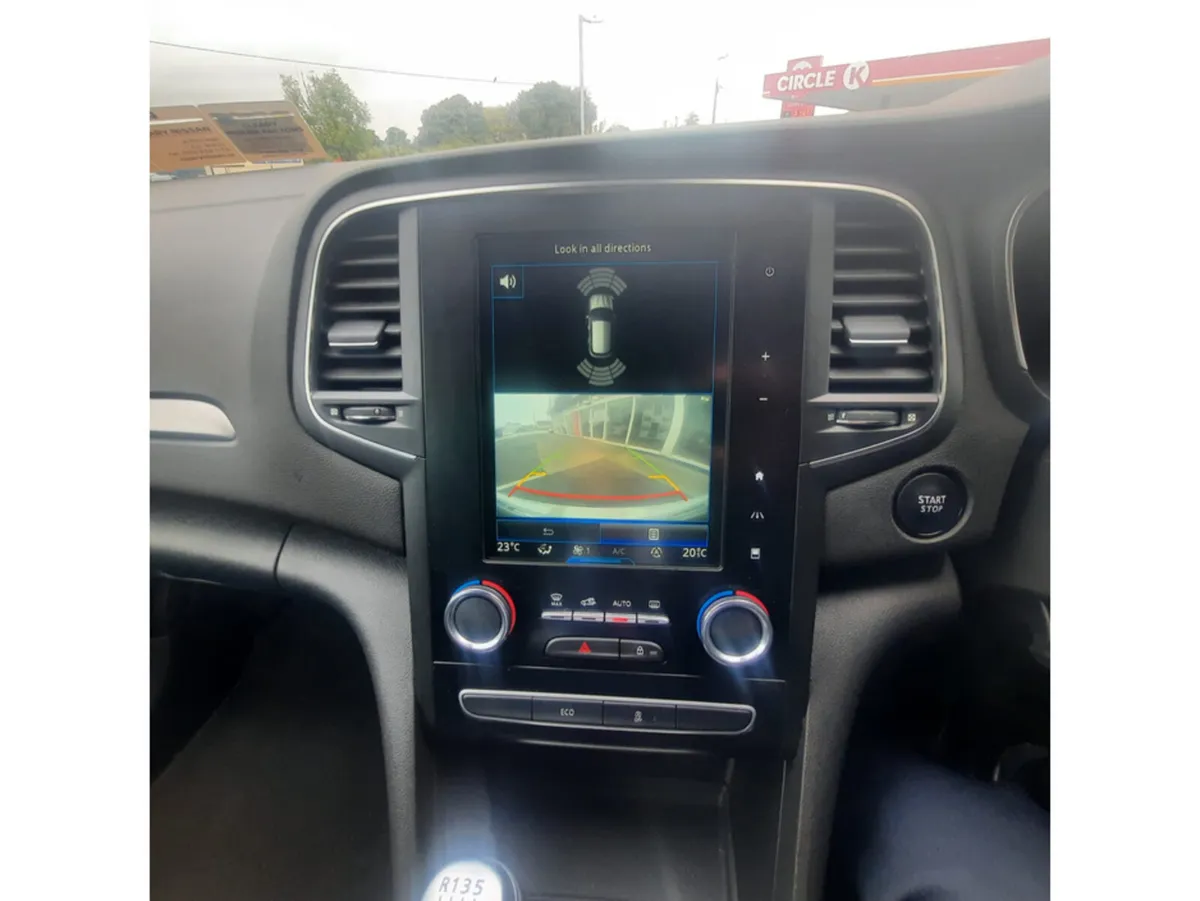 Renault Megane Hatchback, Diesel, 2018, White