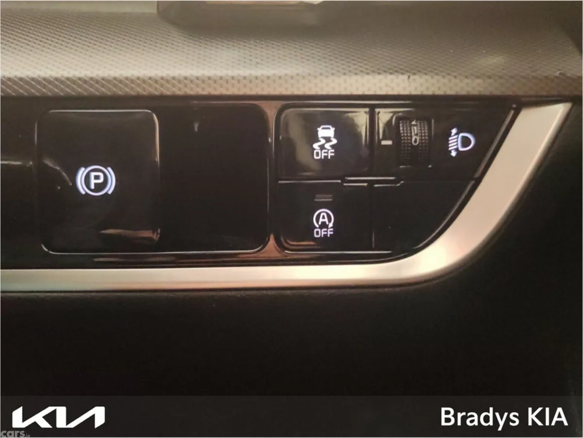 Kia Sportage MPV, Diesel, 2025, Blue