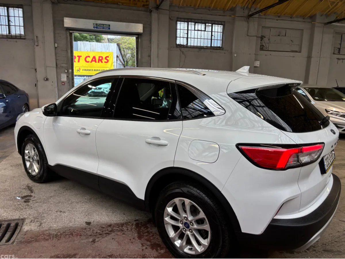 Ford Kuga MPV, Petrol, 2023, White