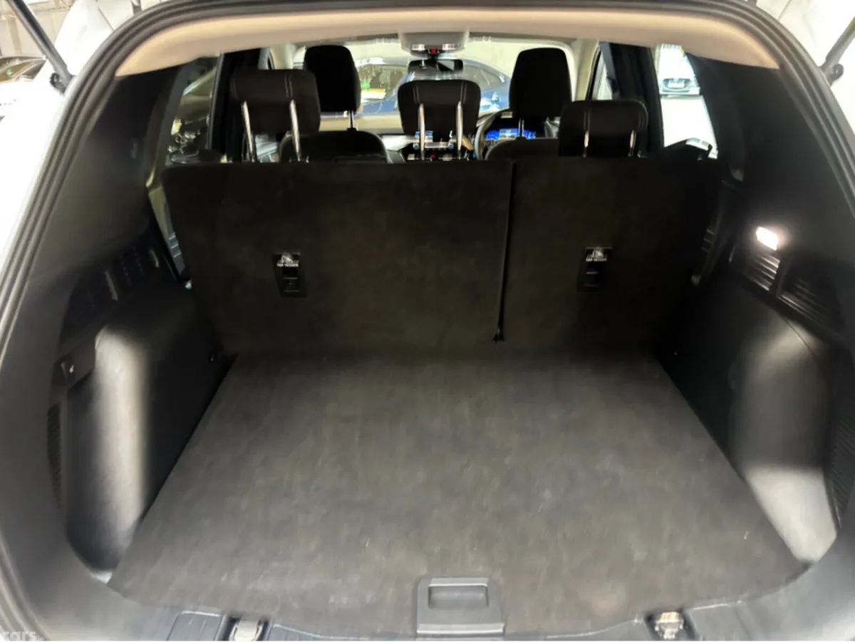 Ford Kuga MPV, Petrol, 2023, White