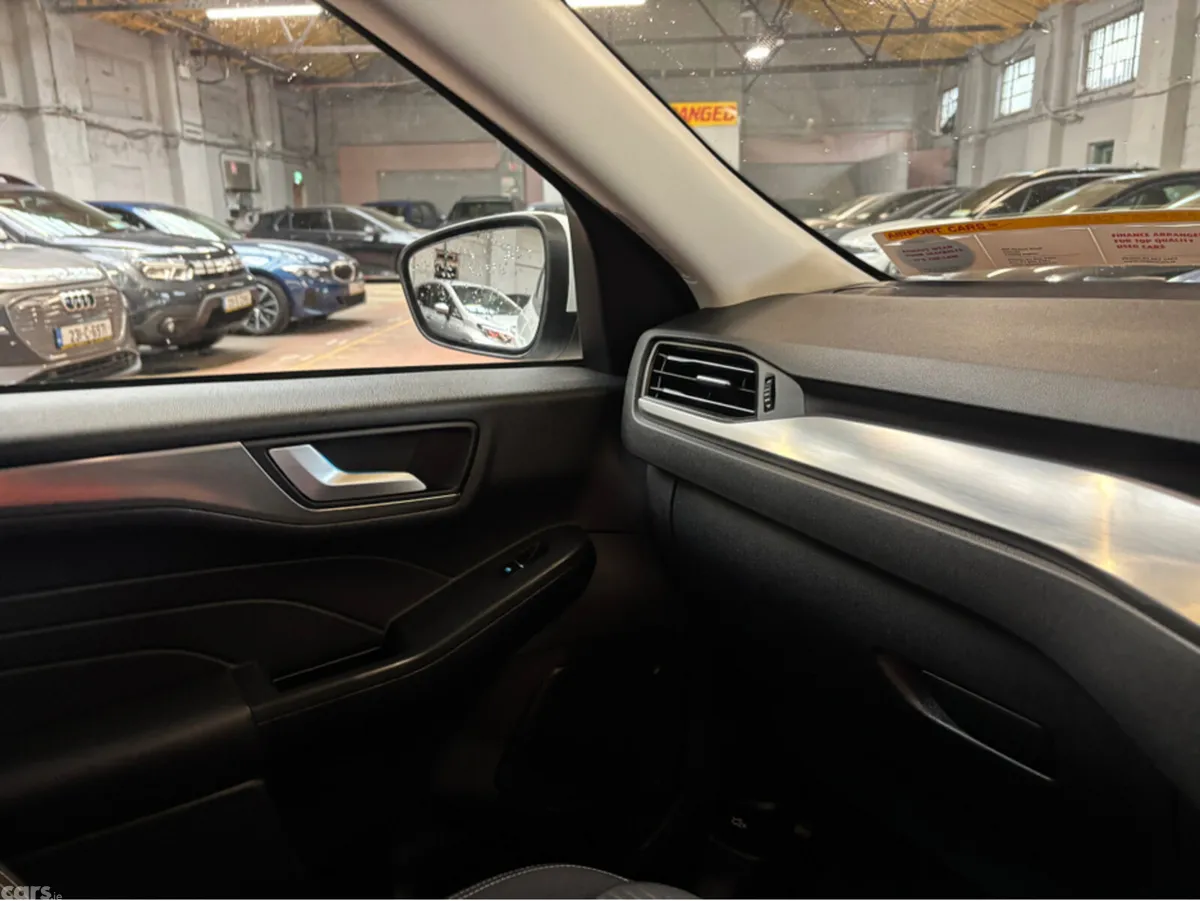 Ford Kuga MPV, Petrol, 2023, White