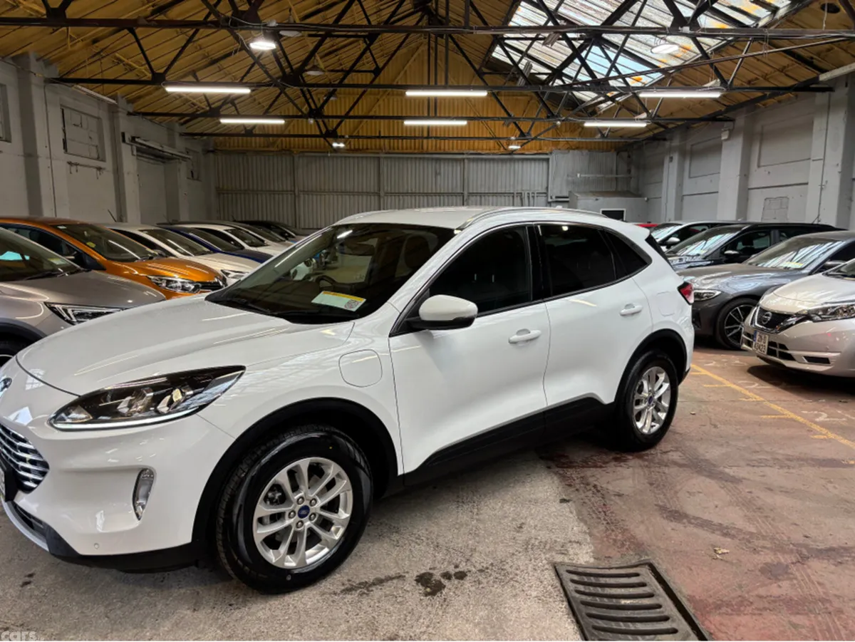 Ford Kuga MPV, Petrol, 2023, White