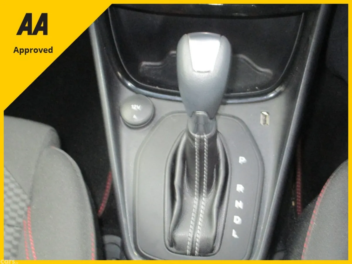 Ford Puma MPV, Petrol Hybrid, 2023, Grey