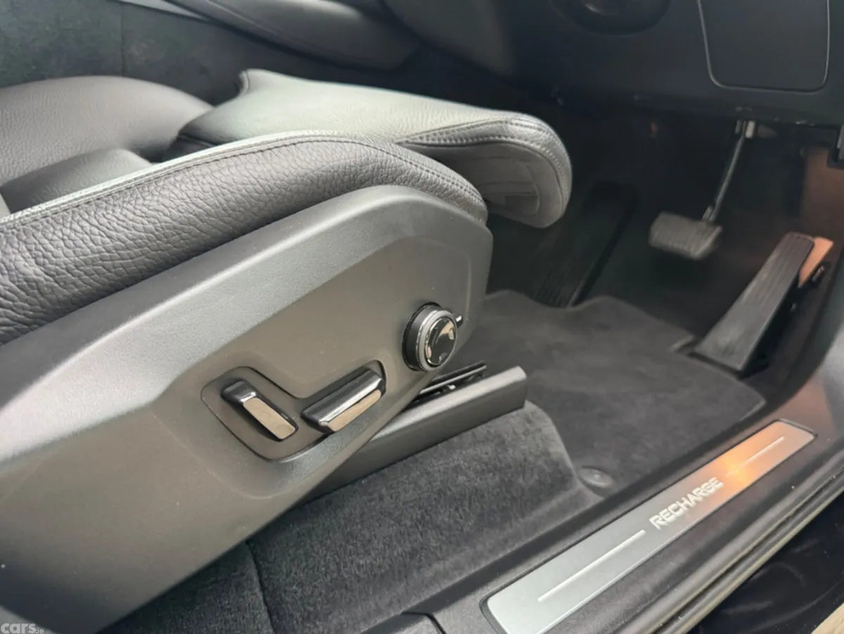 Volvo XC90 Estate, Petrol Plug-in Hybrid, 2024, Black