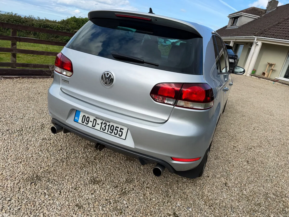Volkswagen Golf Hatchback, Petrol, 2009, Silver