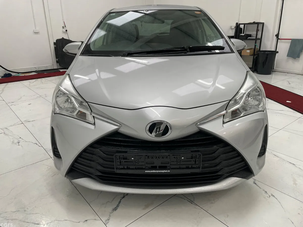 Toyota Vitz Hatchback, Petrol, 2018, Silver