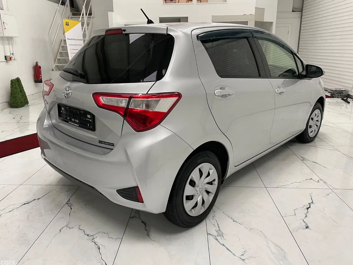 Toyota Vitz Hatchback, Petrol, 2018, Silver