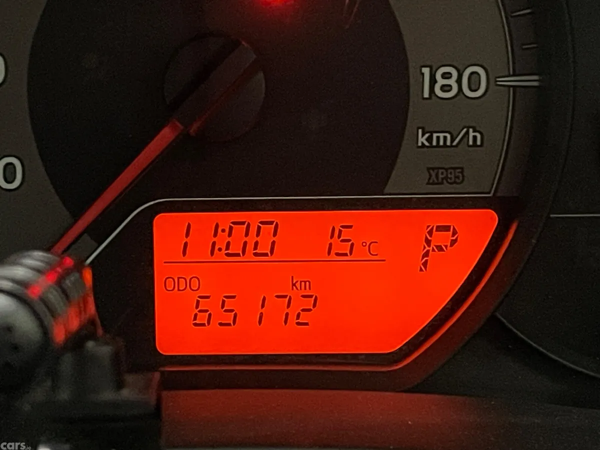 Toyota Vitz Hatchback, Petrol, 2018, Silver