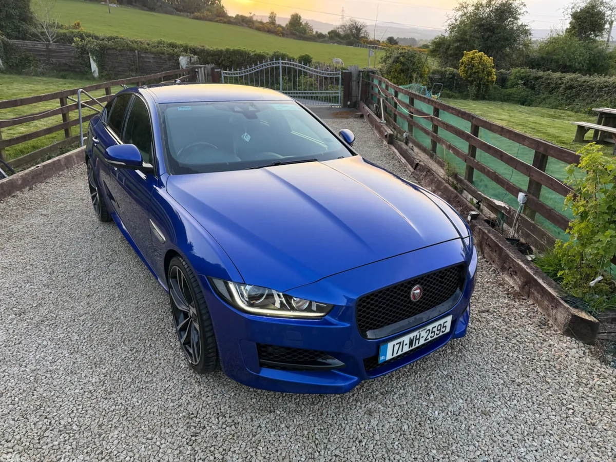 Jaguar XE Saloon, Diesel, 2017, Blue