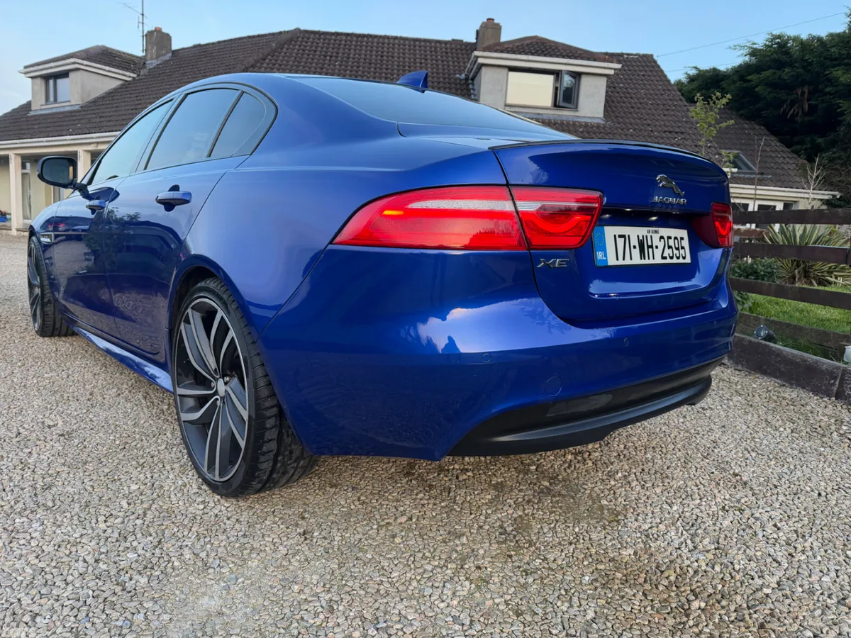 Jaguar XE Saloon, Diesel, 2017, Blue