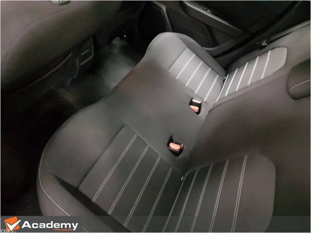 Dacia Duster SUV, Petrol, 2023, Grey