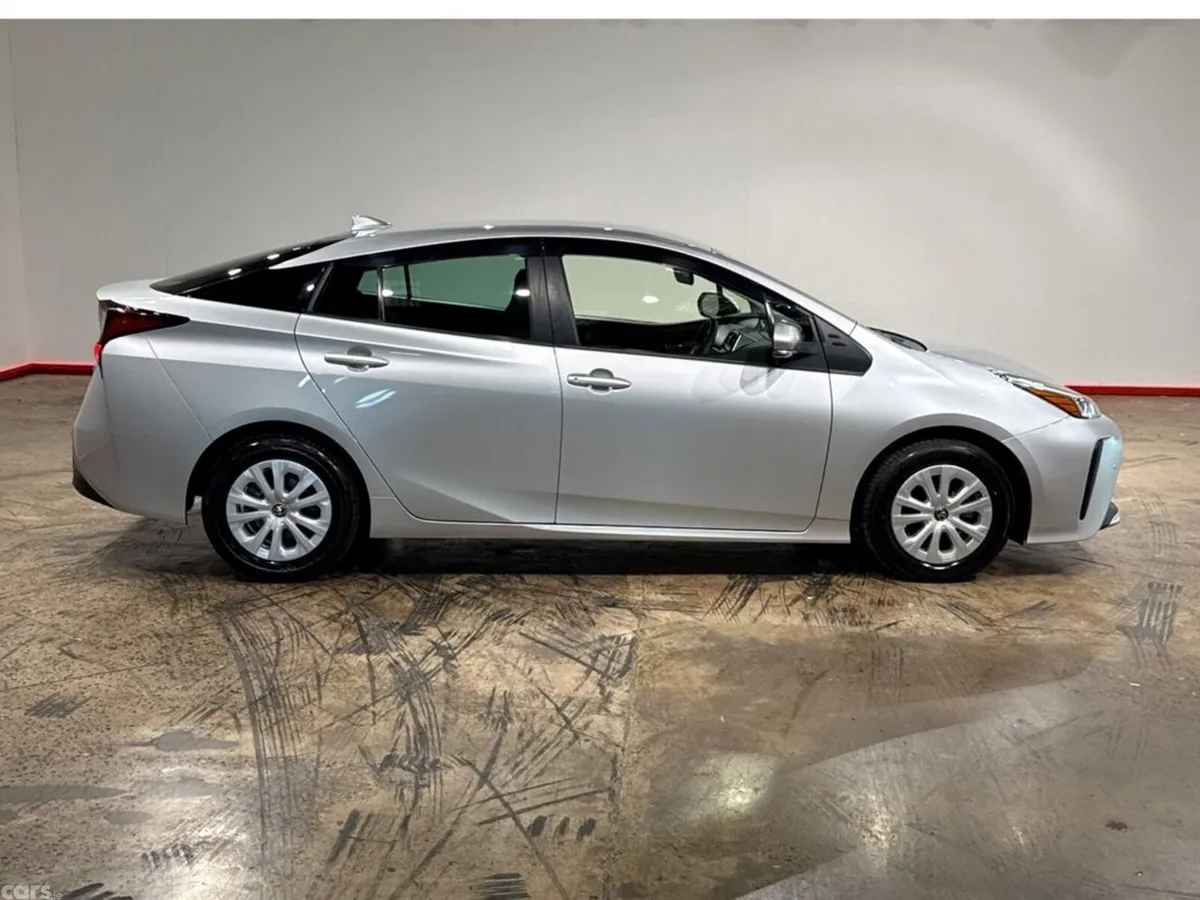 Toyota Prius Hatchback, Petrol Hybrid, 2022, Silver