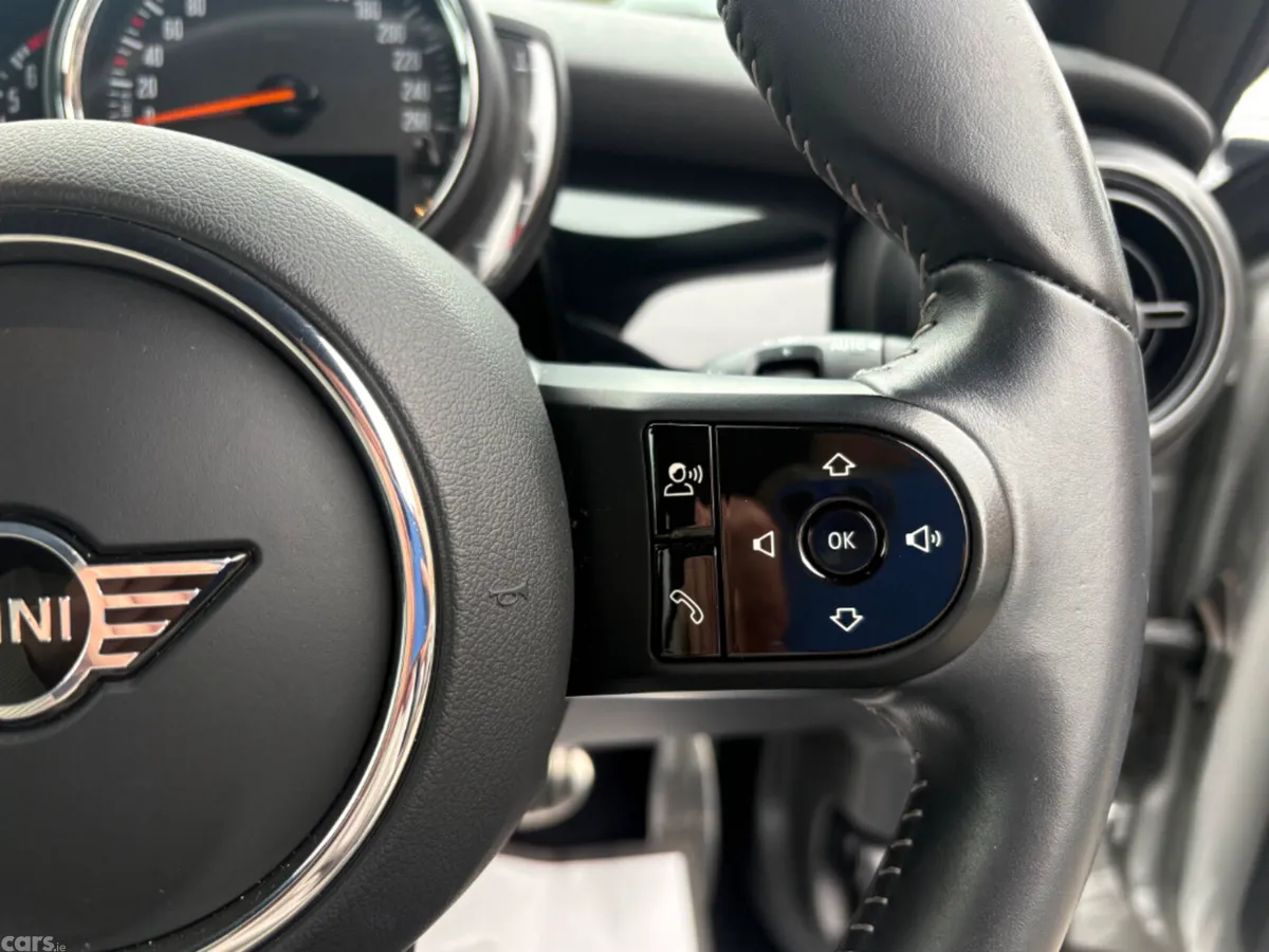 Mini Cooper Hatchback, Petrol, 2023, Grey